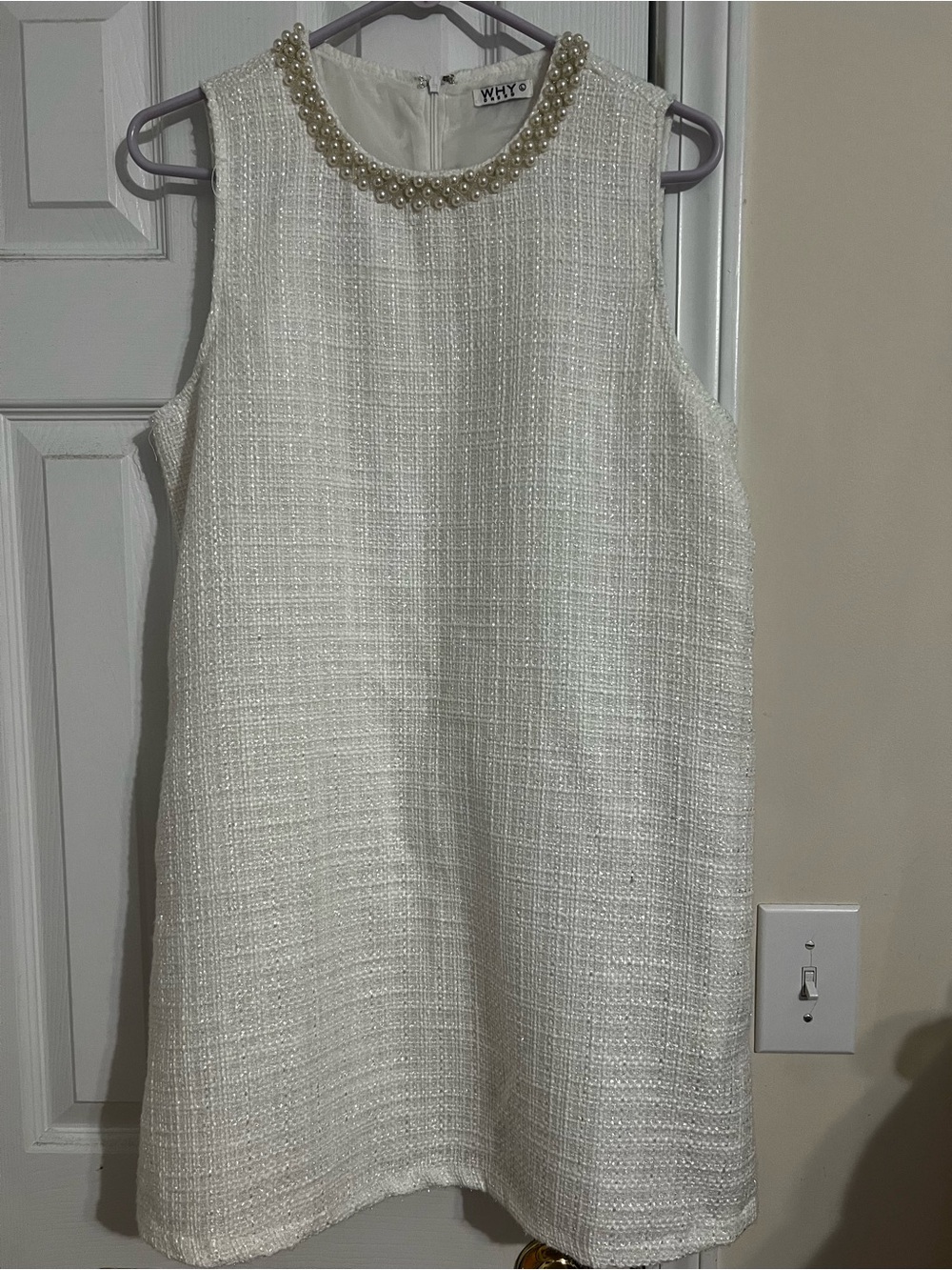 White Pearl-Collar Sleeveless Mini Dress